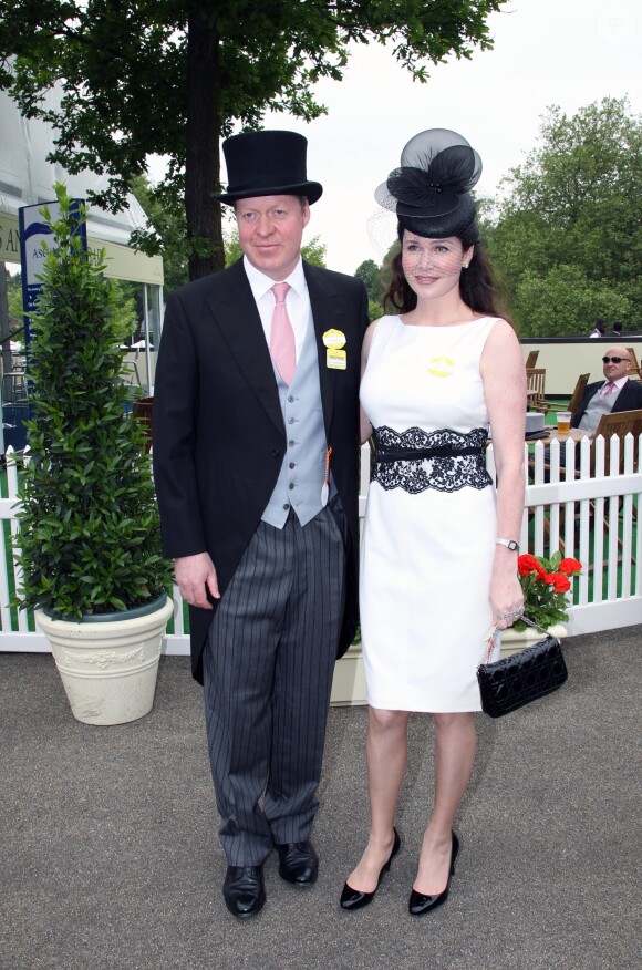 Le comte Charles Spencer, frère de la princesse Diana, et sa femme Lady Spencer à Ascot en juin 2013.