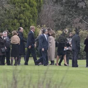 La reine Maxima des Pays-Bas, le roi Willem-Alexander des Pays-Bas, les proches et les amis - Funérailles du père de la reine Maxima, Jorge Zorreguieta, au cimetière Parque Memorial proche de Buenos Aires, Argentine, le 10 août 2017.