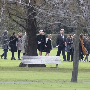 La reine Maxima des Pays-Bas, le roi Willem-Alexander des Pays-Bas, la princesse Ariane des Pays-Bas les proches et les amis - Funérailles du père de la reine Maxima, Jorge Zorreguieta, au cimetière Parque Memorial proche de Buenos Aires, Argentine, le 10 août 2017.