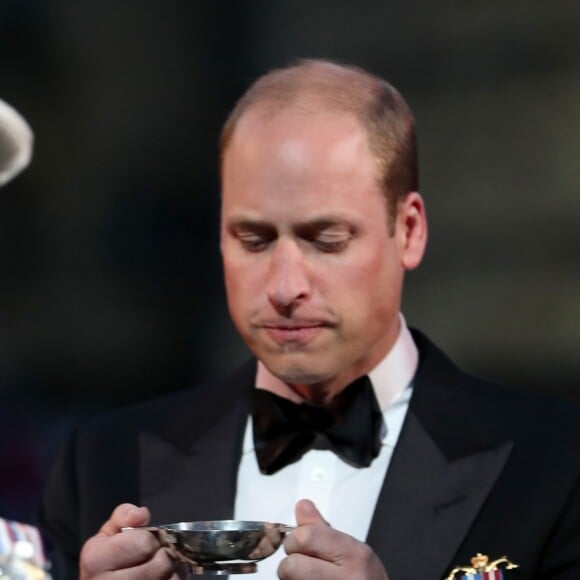 Le prince William et le prince Charles ont assisté le 16 août 2017 au Royal Edinburgh Military Tattoo, un festival international de fanfares militaires ayant lieu chaque année depuis 1950 au Château d'Edimbourg, en Écosse.