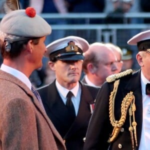 Le prince William et le prince Charles ont assisté le 16 août 2017 au Royal Edinburgh Military Tattoo, un festival international de fanfares militaires ayant lieu chaque année depuis 1950 au Château d'Edimbourg, en Écosse.