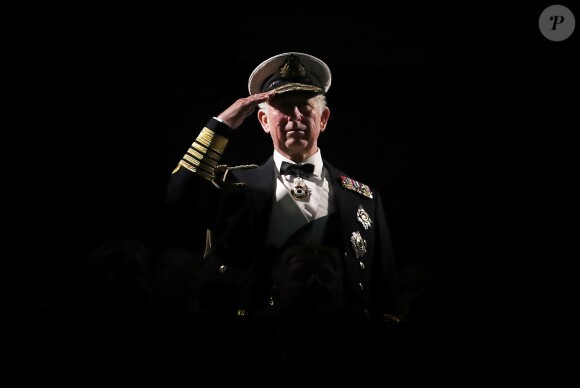 Le prince William et le prince Charles ont assisté le 16 août 2017 au Royal Edinburgh Military Tattoo, un festival international de fanfares militaires ayant lieu chaque année depuis 1950 au Château d'Edimbourg, en Écosse.