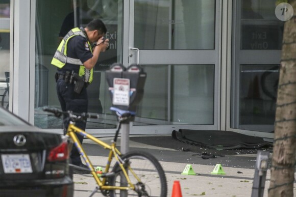 "La police de Vancouver confirme qu'une cascadeuse est décédée sur le tournage de Deadpool pendant une scène de cascade à moto", selon le communiqué des forces de l'ordre de la ville de l'ouest canadien. Le 14 août 2017