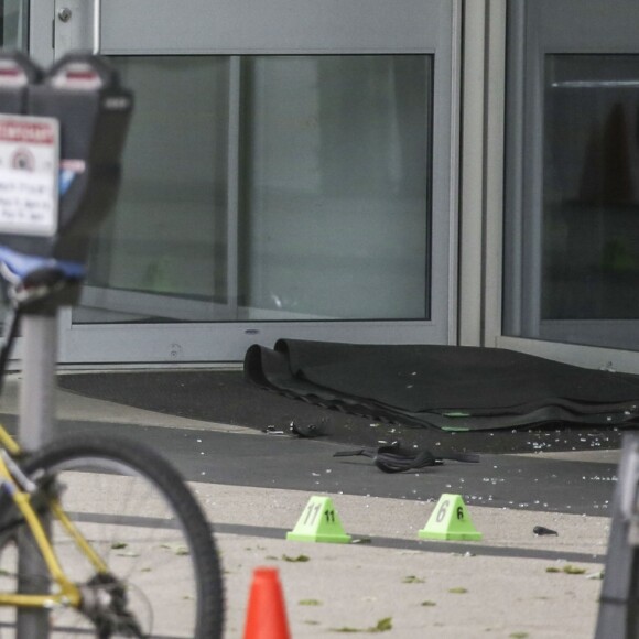 "La police de Vancouver confirme qu'une cascadeuse est décédée sur le tournage de Deadpool pendant une scène de cascade à moto", selon le communiqué des forces de l'ordre de la ville de l'ouest canadien. Le 14 août 2017