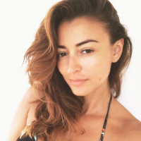 Rachel Legrain-Trapani sans maquillage : L'ex-Miss France radieuse en bikini