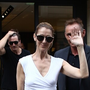 Exclusif - Céline Dion sort de l'hôtel Raphael, à Paris, France, le 7 août 2017.