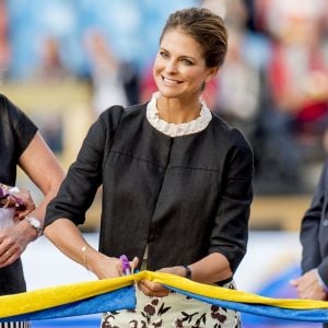 La princesse Madeleine de Suède était heureuse d'inaugurer lundi 21 août 2017 au stade Ullevi à Göteborg les Championnats d'Europe de dressage et de saut d'obstacles 2017. 