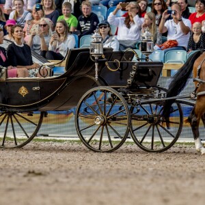 La princesse Madeleine de Suède était heureuse d'inaugurer lundi 21 août 2017 au stade Ullevi à Göteborg les Championnats d'Europe de dressage et de saut d'obstacles 2017. 