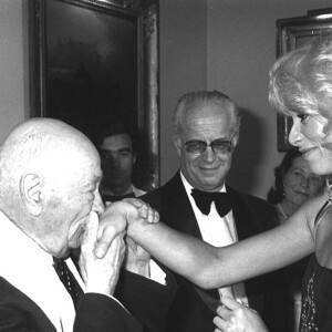 ARCHIVES - Marcel Boussac et Mireille Darc à Deauville en 1978.