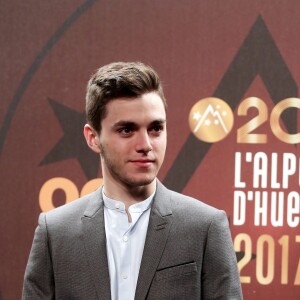 Panayotis Pascot - Photocall de la cérémonie d'ouverture du 20ème Festival du film de comédie à l'Alpe d'Huez, le 17 janvier 2017. © Dominique Jacovides/Bestimage