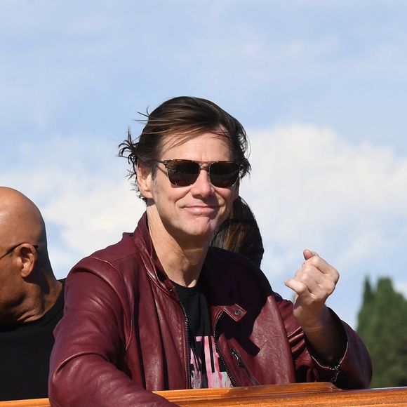 Jim Carrey à son arrivée en bateau lors du 74e Festival International du Film de Venise, la Mostra. Le 4 septembre 2017