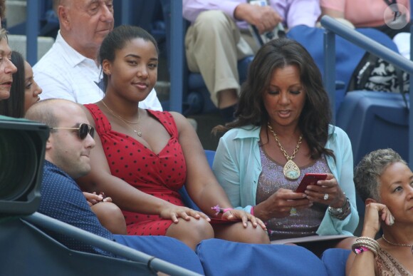 Vanessa Williams et sa fille Sasha lors de l'US Open 2017 au stade Arthur-Ashe à l'USTA Billie Jean King National Tennis Center dans le quartier de Flushing à New York, le 4 septembre 2017.