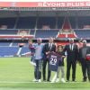 Kylian Mbappé et sa famille lors de la présentation officielle de Kylian Mbappé au PSG (Paris-Saint-Germain) au Parc des Princes à Paris, le 6 septembre 2017. © Pierre Perusseau/Bestimage