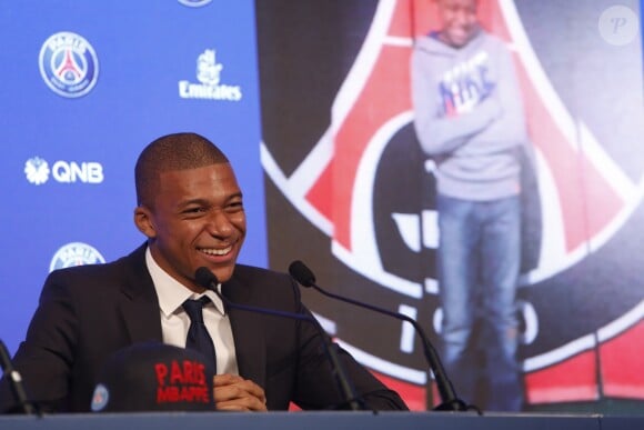 Kylian Mbappé - Présentation officielle de Kylian Mbappé au Parc des Princes Paris le 06 Septembre 2017 © Marc Ausset-Lacroix / Bestimage