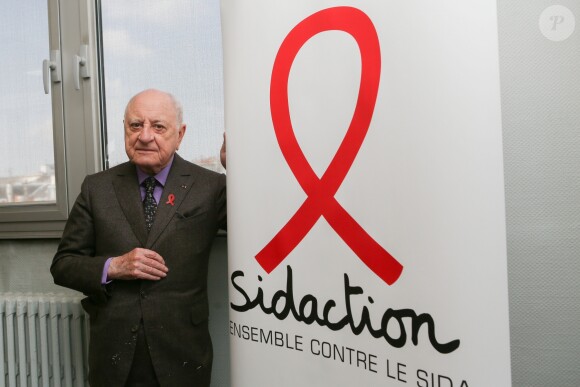 Pierre Bergé lors de la remise du prix "VIH Pocket Films" au siège du Sidaction à Paris. Le 26 mars 2014