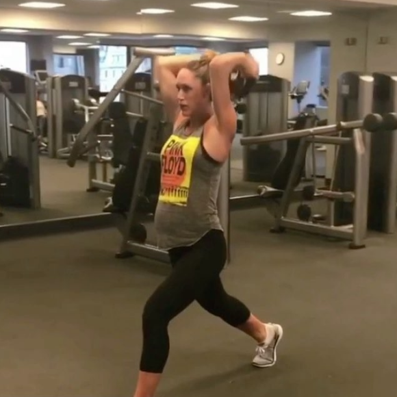 En attendant l'arrivée de son premier enfant, Lara Trump garde la forme au sport. Le 5 septembre 2017.