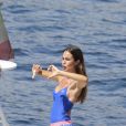 Exclusif - Pier Silvio Berlusconi fait du paddle avec sa compagne Silvia Toffanin et leur fils Lorenzo Mattia, (né le 10 juin 2010) à Saint-Tropez le 27 aout 2017.