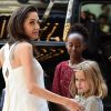 Angelina Jolie avec ses filles Vivienne, Shiloh, Zahara et son fils Knox à la première du film "The Breadwinner" au Festival international du film de Toronto le 10 septembre 2017