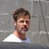 Exclusif - Brad Pitt passe le jour de la fête nationale américaine dans son atelier à Los Angeles le 4 juillet 2017