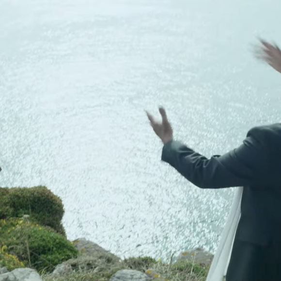 Image extrait du clip "Je t'aime etc" - premier extrait de l'album de Julien Clerc attendu le 20 octobre 2017.