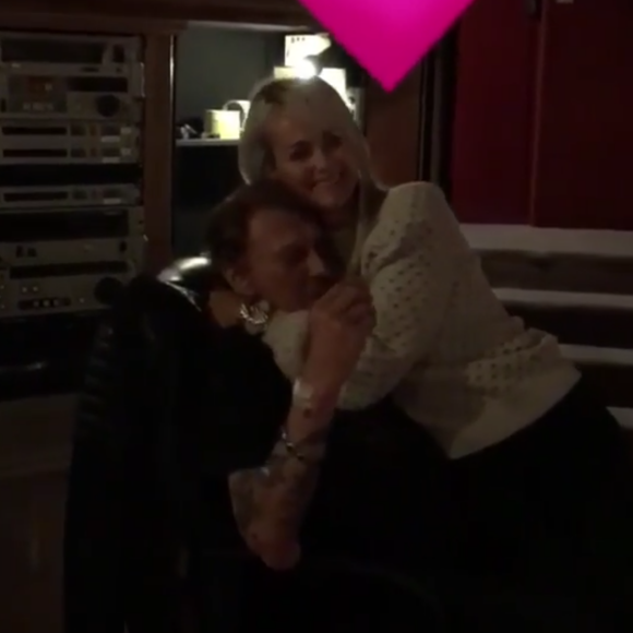 Laeticia Hallyday partage une vidéo de son mari Johnny Hallyday en studio avec Maxim Nucci sur sa page Instagram le 13 septembre 2017.