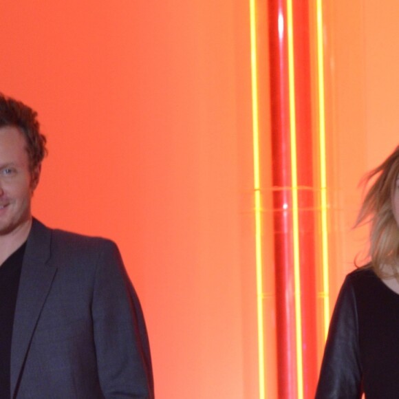 Sinclair et Amanda Sthers dans Vivement Dimanche, décembre 2011.