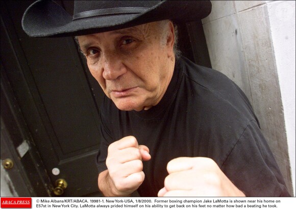 Jake LaMotta photographié en août 2000 à New York. Le champion de boxe de légende qui a inspiré le film Raging Bull avec Robert de Niro est mort à 95 ans le 19 septembre 2017. © Mike Albans/KRT/ABACA.