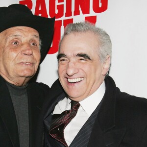 Jake LaMotta et Martin Scorsese réunis lors d'une projection de Raging Bull le 27 janvier 2005 à New York pour le 25e anniversaire du film de Martin Scorsese. Jake LaMotta est mort à 95 ans le 19 septembre 2017.