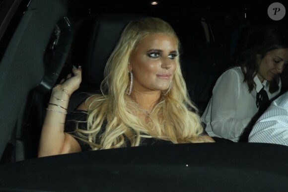 Jessica Simpson et son mari Eric Johnson quittent le restaurant Craig's à Los Angeles le 19 septembre 2017
