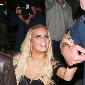Jessica Simpson et son mari Eric Johnson quittent le restaurant Craig's à Los Angeles le 19 septembre 2017