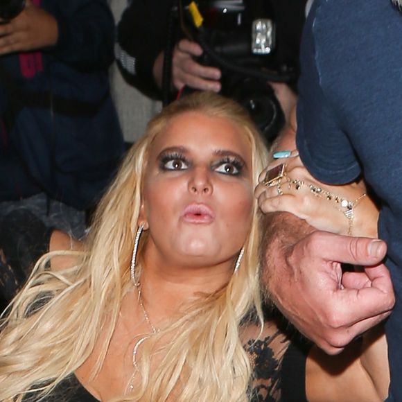 Jessica Simpson et son mari Eric Johnson quittent le restaurant Craig's à Los Angeles le 19 septembre 2017