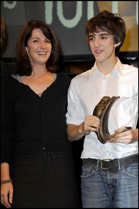 Zabou Breitman et son fils Antonin à Paris en janvier 2011.