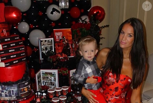 Jade Lagardère a fêté ses 27 ans, en famille. Instagram, septembre 2017