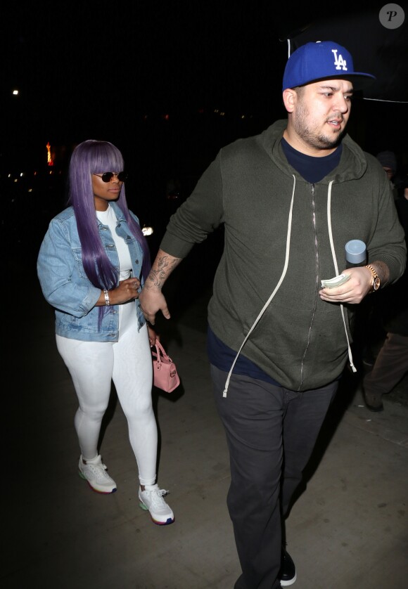 Blac Chyna et Rob Kardashian quittent ensemble le Tao Restaurant le 19 avril 2017 à Los Angeles.