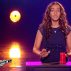Betyssam et son gobelet lors de la finale de "The Voice Kids 4" (TF1), samedi 30 septembre 2017.