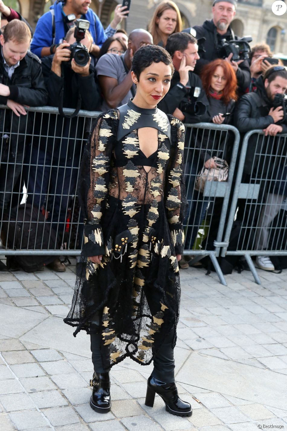 Ruth Negga - Défilé Louis Vuitton, collection printemps-été 2018 à la