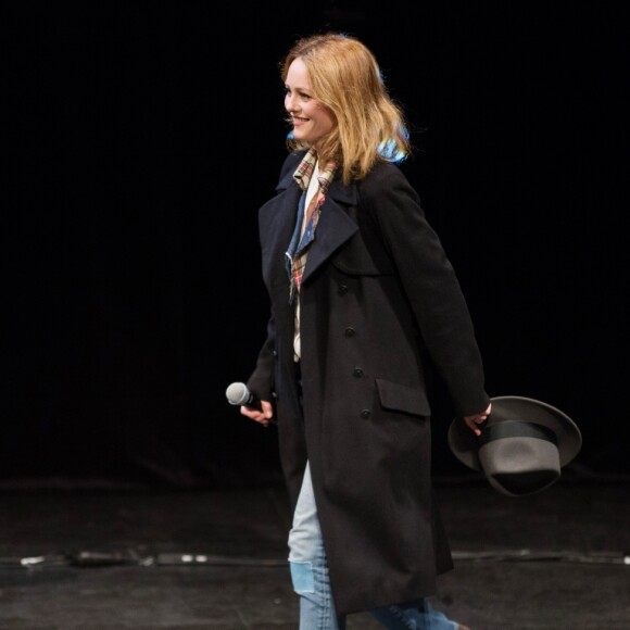 Vanessa Paradis assiste à la projection du film "Chien" lors du 32e Festival International du Film Francophone de Namur, Belgique, le 4 octobre 2017. © Alain Rolland/ImageBuzz/Bestimage