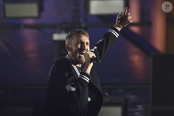 Christophe Willem - Concert "Paris, À nous les Jeux!" pour fêter l'attribution des Jeux Olympiques et Paralympiques d'été 2024 sur la place de l'hôtel de ville de Paris, France, le 15 septembre 2017. © Pierre Perusseau/Bestimage