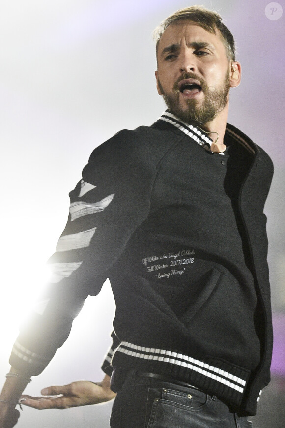 Christophe Willem - Concert "Paris, À nous les Jeux!" pour fêter l'attribution des Jeux Olympiques et Paralympiques d'été 2024 sur la place de l'hôtel de ville de Paris, France, le 15 septembre 2017. © Pierre Perusseau/Bestimage