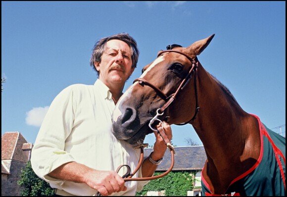 Jean Rochefort et son cheval en 1990
