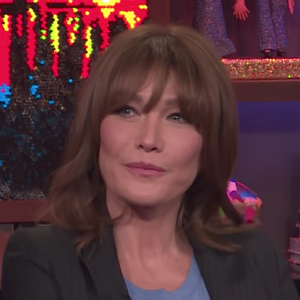 Carla Bruni et Yolanda Hadid invitées de "Watch What Happens Live!" présenté par Andy Cohen sur la chaîne Braco, le 10 octobre 2017.