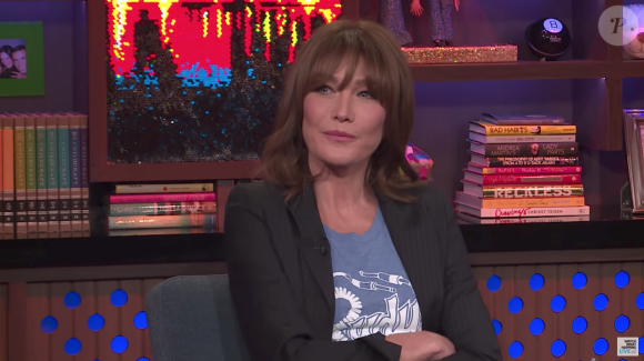 Carla Bruni et Yolanda Hadid invitées de "Watch What Happens Live!" présenté par Andy Cohen sur la chaîne Braco, le 10 octobre 2017.