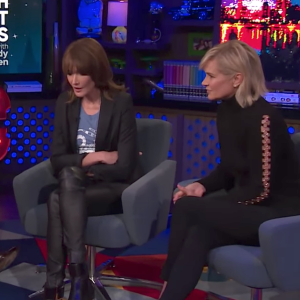 Carla Bruni et Yolanda Hadid invitées de "Watch What Happens Live!" présenté par Andy Cohen sur la chaîne Braco, le 10 octobre 2017.