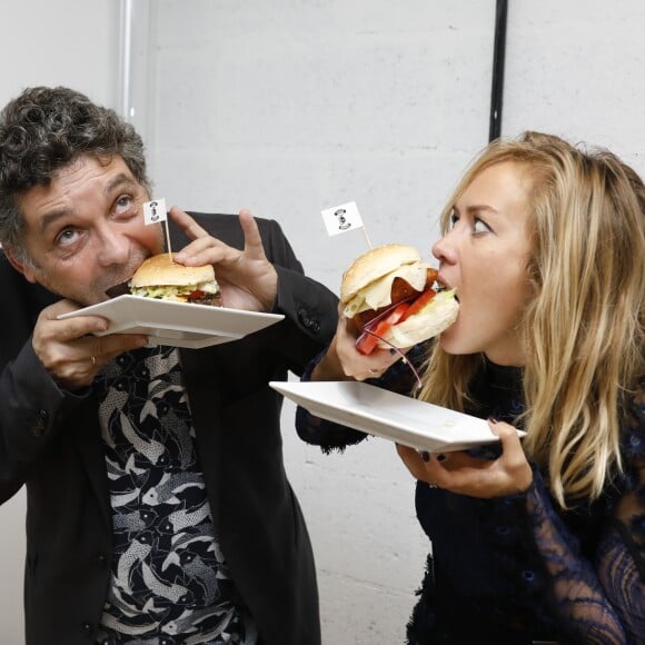 Exclusif - Thierry Moreau, Enora Malagré - Inauguration du restaurant "Tough Burger" et vernissage de l'exposition Gilbert Mazout à Montreuil, le 5 Octobre 2017. © Marc Ausset- Lacroix / Bestimage