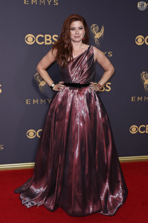 Debra Messing - 69e cérémonie des Emmy Awards au Théâtre Microsoft à Los Angeles. Le 17 septembre 2017.