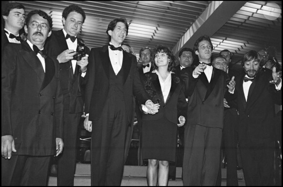 Diane Kurys présentant son film Un homme amoureux au Festival de Cannes en 1987, avec Peter Coyote et Vincent Lindon