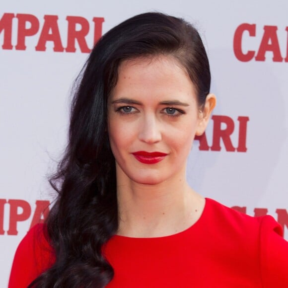 Eva Green au Shoreditch Studios à Londres, le 4 novembre 2014, pour le calendrier Campari Mytholigie 2015