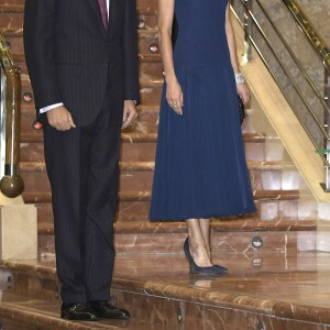 Le roi Felipe VI et la reine Letizia d'Espagne à Oviedo le 19 octobre 2017 pour le traditionnel concert à la veille de la remise des "Prix Princesse des Asturies 2017".