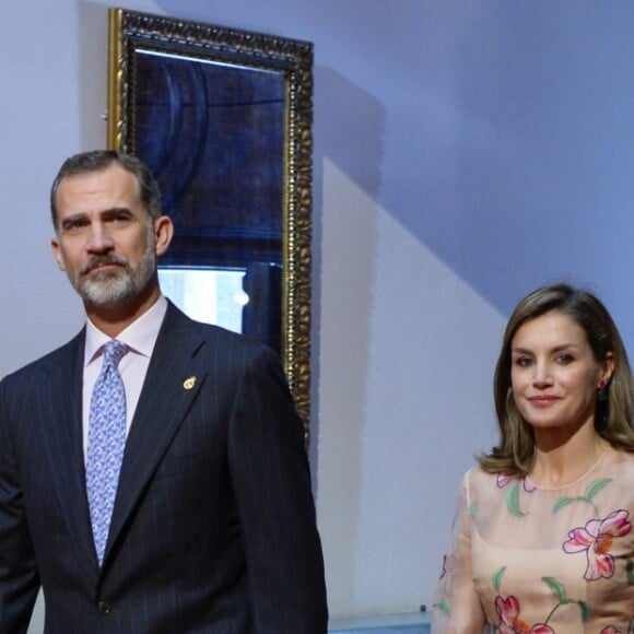 Le roi Felipe VI et la reine Letizia d'Espagne ont rencontré le 20 octobre 2017 à l'Hôtel Reconquista à Oviedo lauréats et personnalités à l'occasion des Prix Princesse des Asturies.