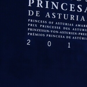 Le roi Felipe VI et la reine Letizia d'Espagne ont rencontré le 20 octobre 2017 à l'Hôtel Reconquista à Oviedo lauréats et personnalités à l'occasion des Prix Princesse des Asturies.